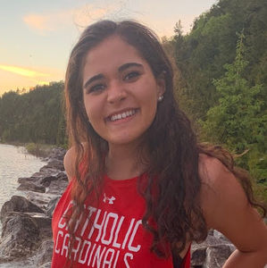 Meet your Posher, Cecile